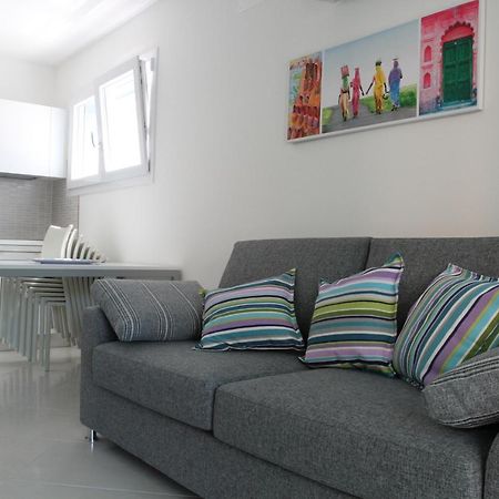 Ba - Carla Apartments - Modern Apartments - 利尼亚诺萨比亚多罗 外观 照片